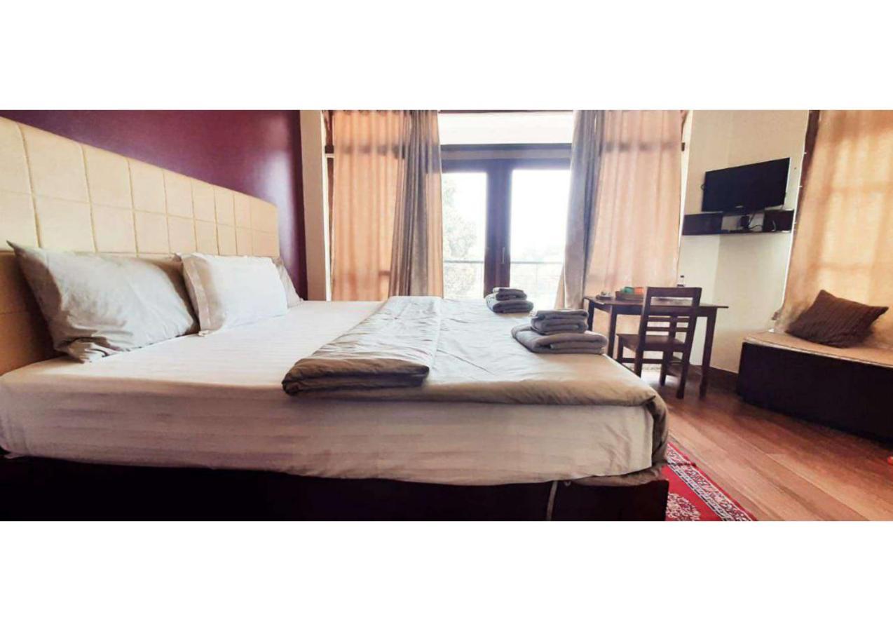 East Blue Homestay Σιλόνγκ Εξωτερικό φωτογραφία