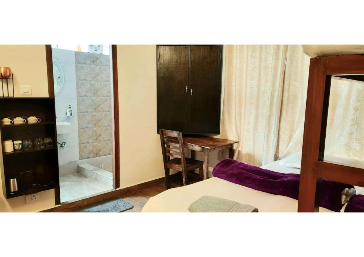 East Blue Homestay Σιλόνγκ Εξωτερικό φωτογραφία